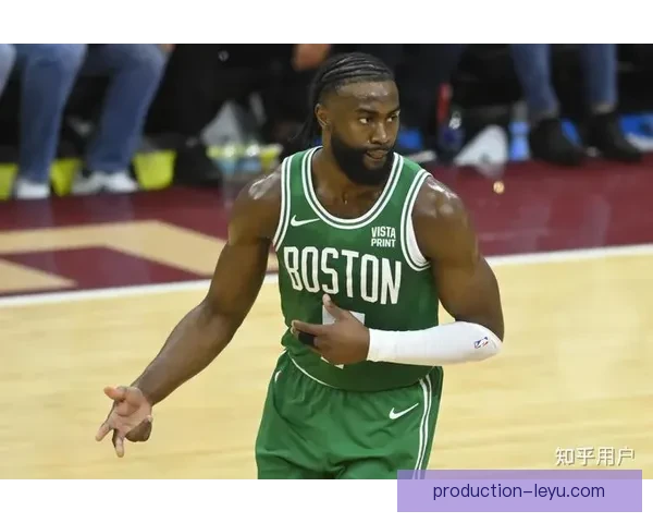 NBA凯尔特人王朝重燃绿军荣耀再启冠军征途传奇新赛季豪情再起