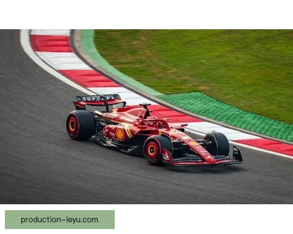 F1赛季竞争白热化车队策略与车手表现引发全新格局变化 F1赛季竞争白热化车队策略与车手表现引发全新格局变化