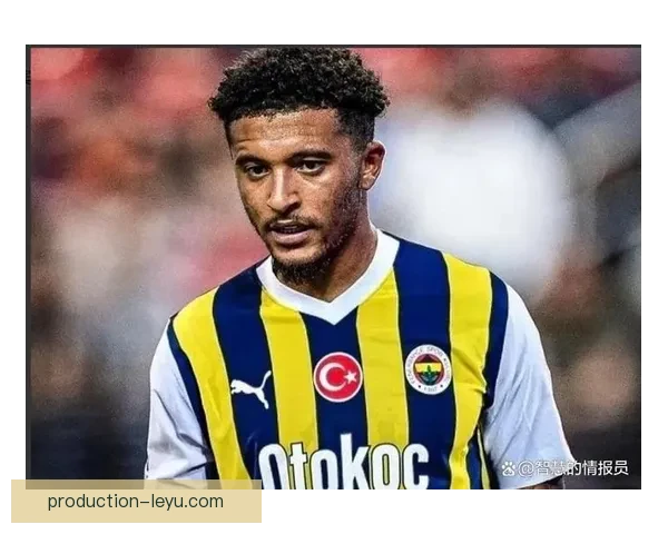 国际足坛震撼转会汇总各大豪门争夺顶级球星内幕揭秘