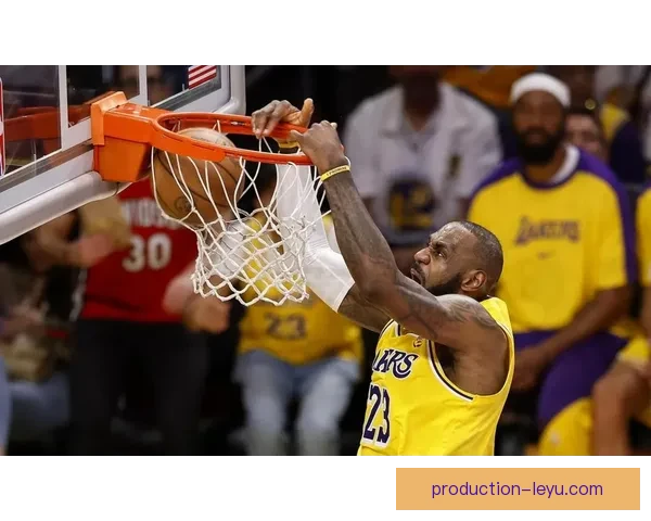 湖人逆转勇士险胜詹姆斯再创个人赛季新高引关注 湖人逆转勇士险胜詹姆斯再创个人赛季新高引关注