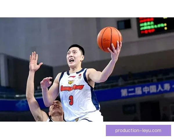 中国男篮热身赛再创佳绩，年轻球员表现引发球迷热议