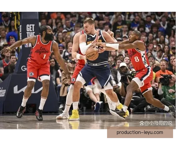 NBA快船比分持续引发热议球队攻防表现成比赛胜负关键看点不断升级